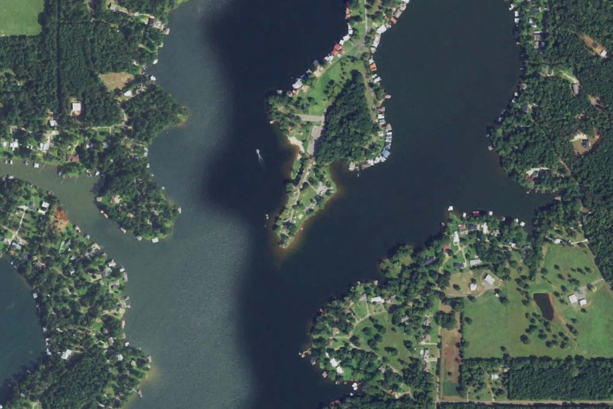Aerial view of Lake Jville Campgrounds