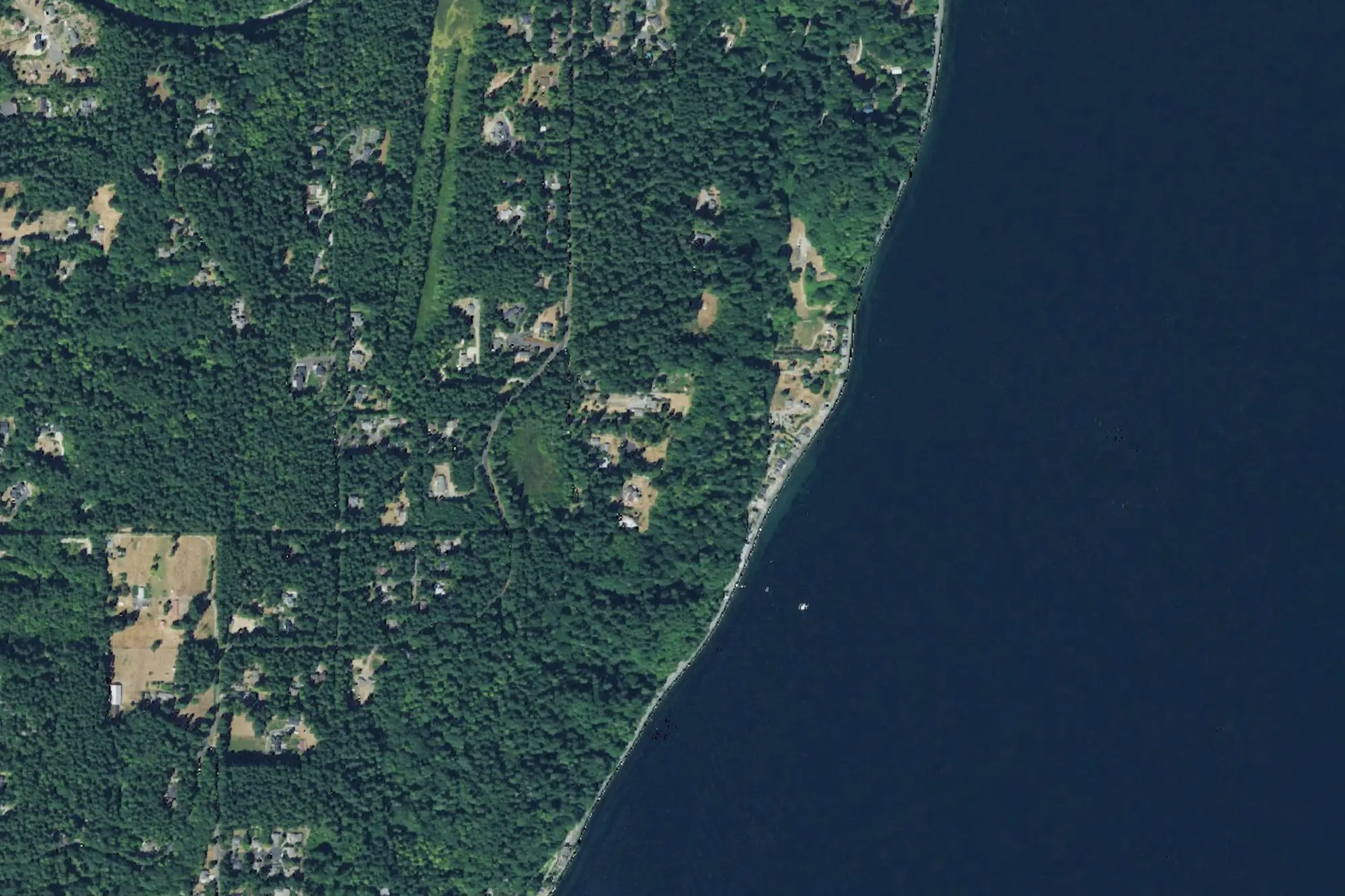 Aerial view of Sunrise Beach / Doc Weathers Park
