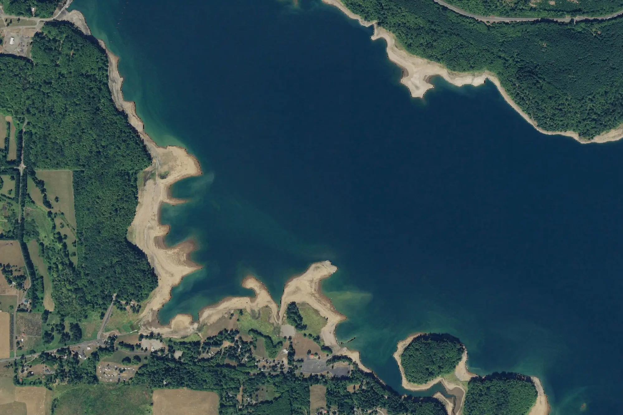 Aerial view of Mossyrock Park