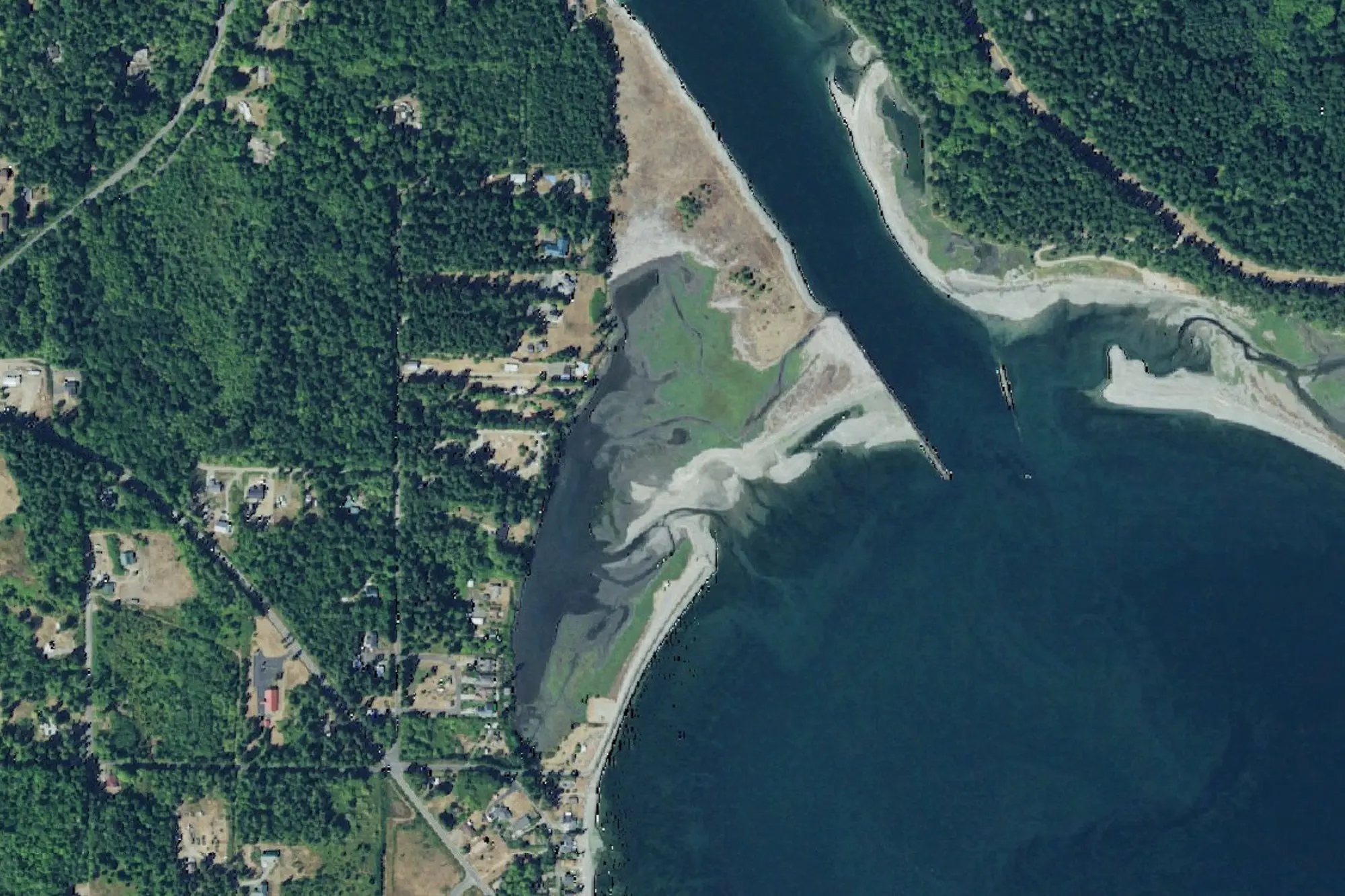 Aerial view of Oak Bay Park