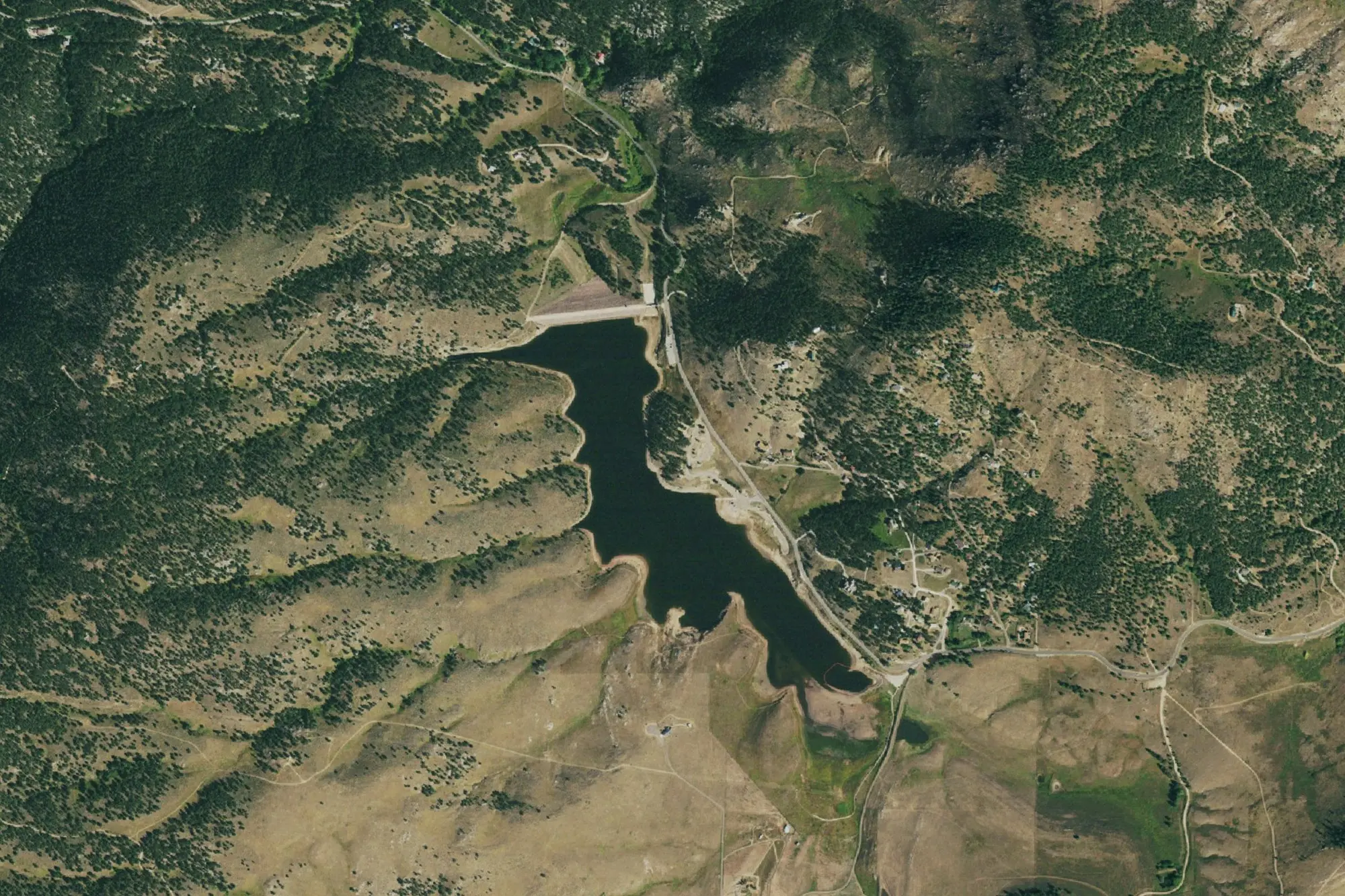 Aerial view of Pinewood Reservoir