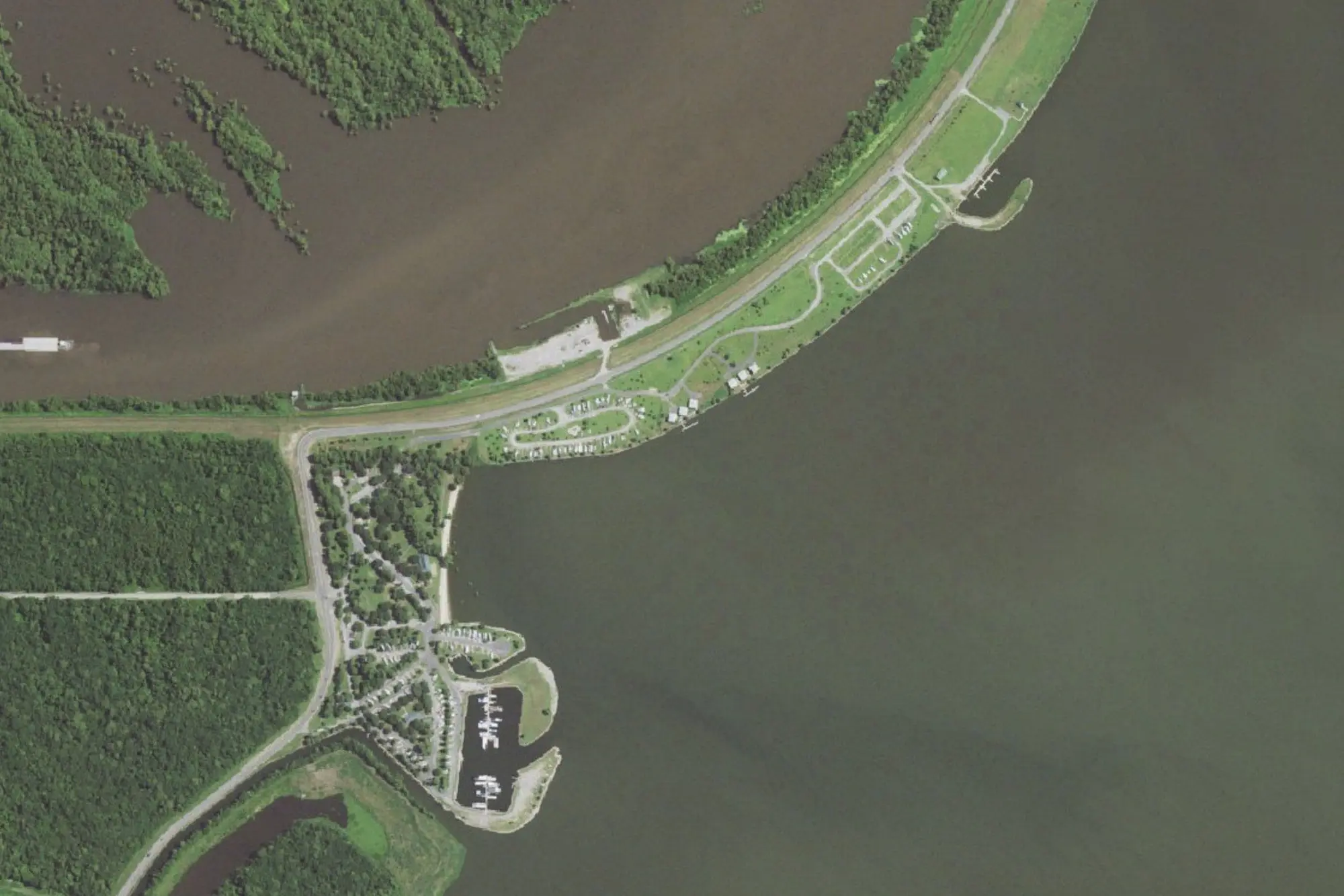 Aerial view of Lake End Park