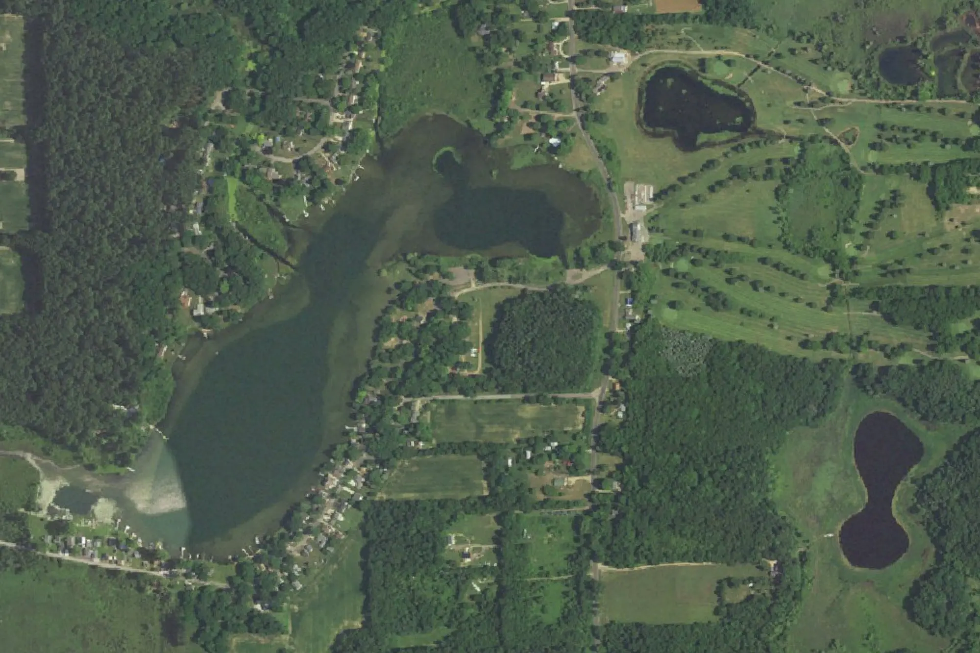 Aerial view of Swains Lake Park